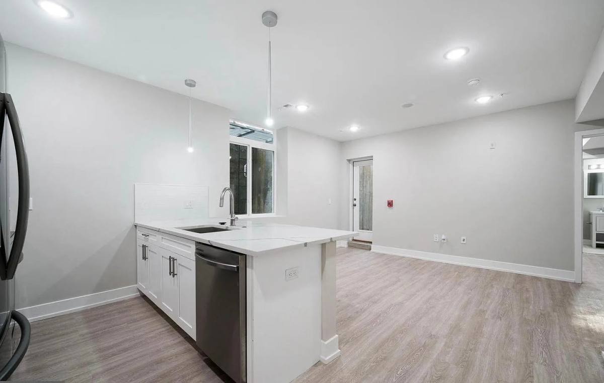 Apartment for rent at 649 N 35th St #A, Philadelphia, PA 19104