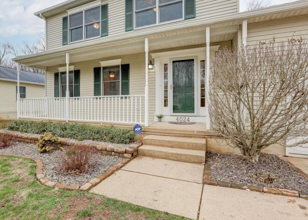 House for rent at 4024 Rosetree Lane, Newark, DE 19702