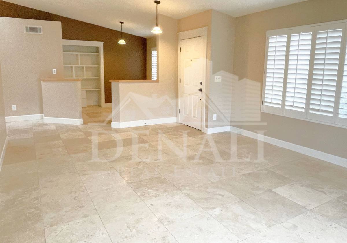 Apartment for rent at 18640 N 44th Place, Phoenix, AZ 85050