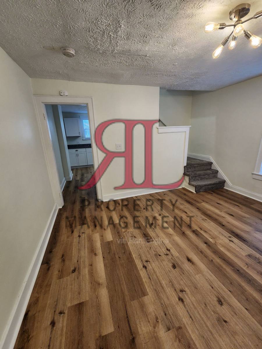 Townhouse for rent at 663 Ann St, Columbus, OH 43206