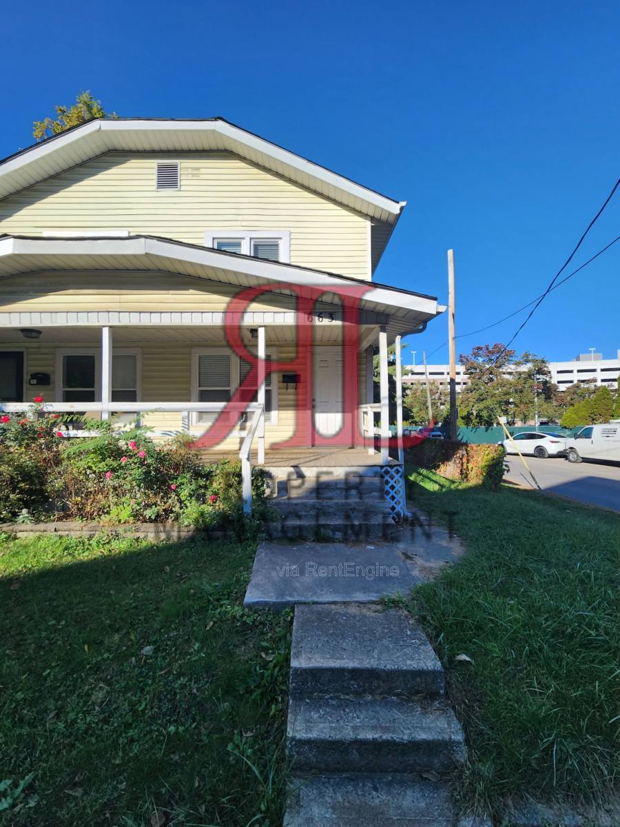 Townhouse for rent at 663 Ann St, Columbus, OH 43206