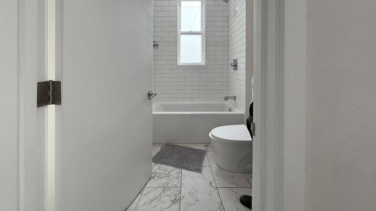 Apartment for rent at 2526 N 9th St #A10, Philadelphia, PA 19133