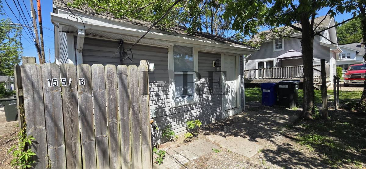 Apartment for rent at 1555 Myrtle Ave, Columbus, OH 43211