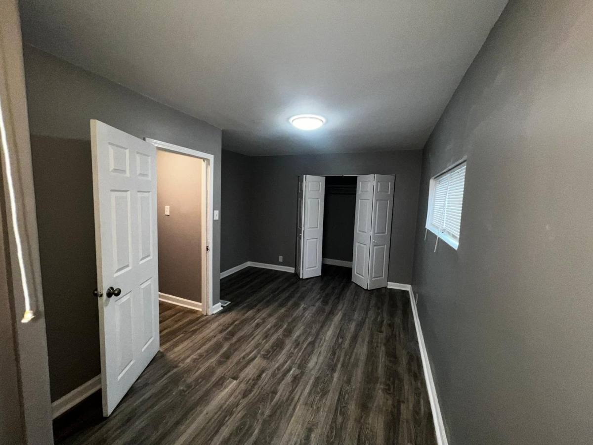 House for rent at 709 N Laramie Ave, Chicago, IL 60644