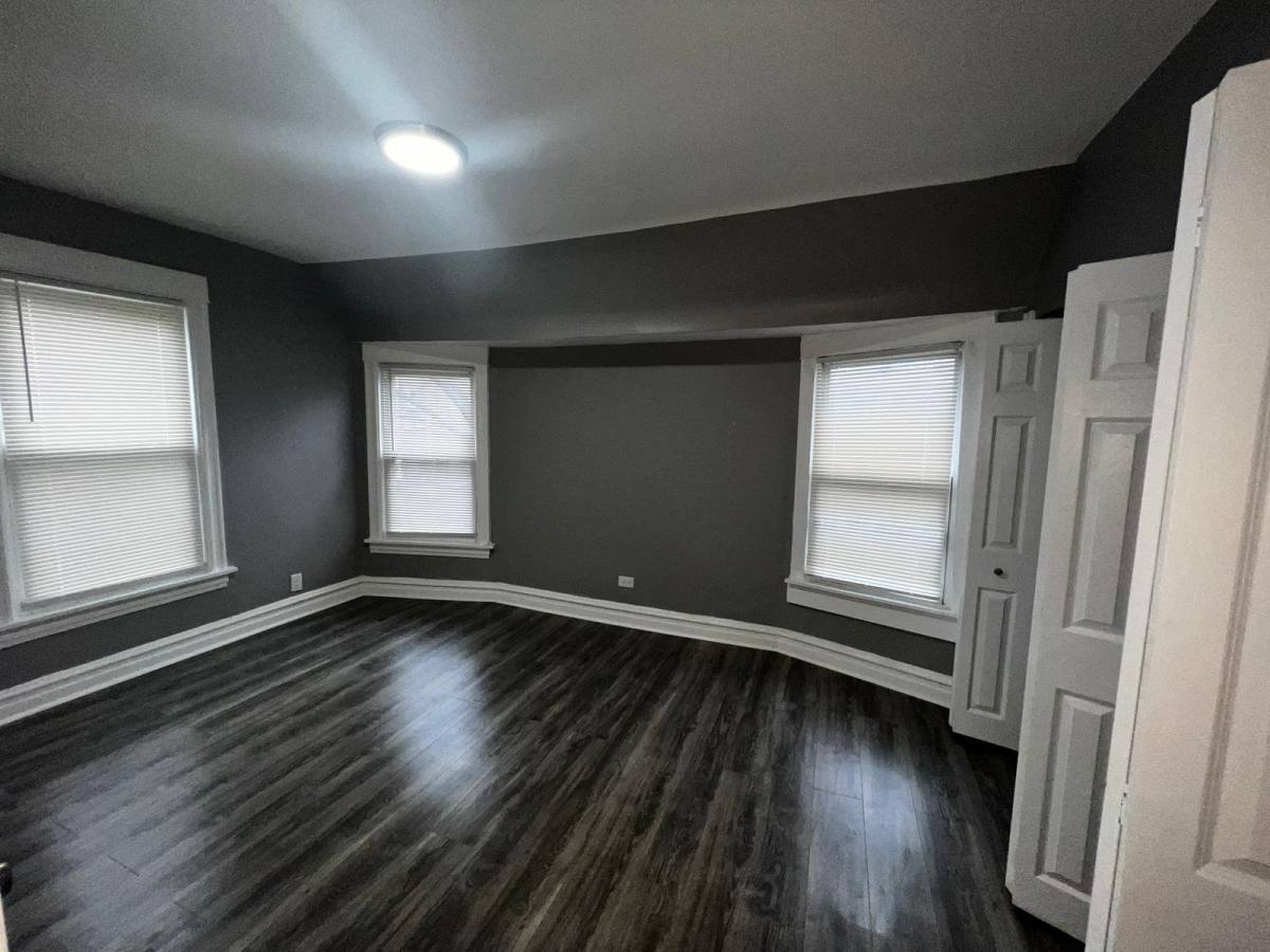 House for rent at 709 N Laramie Ave, Chicago, IL 60644