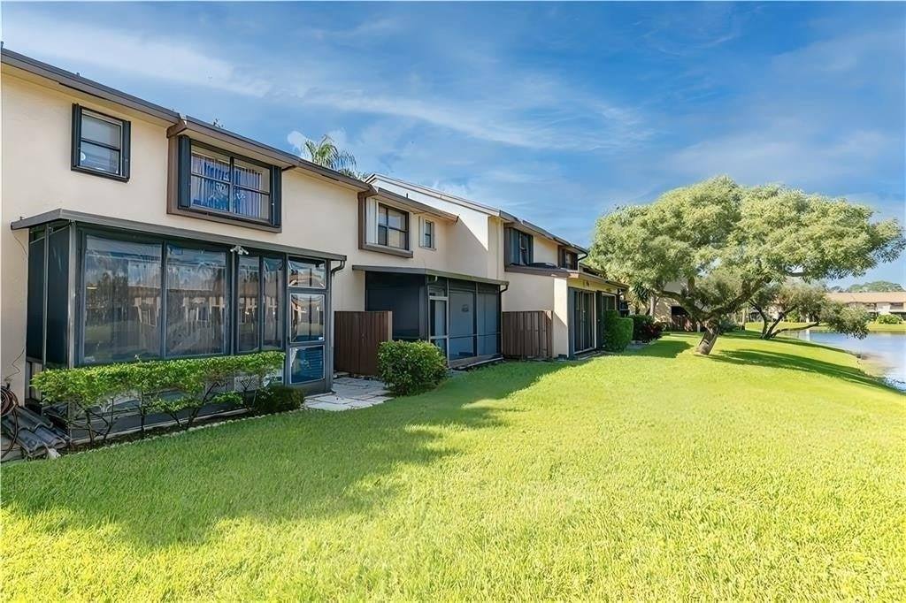 Townhouse for rent at 3950 Cocoplum Circle #3638, Pompano Beach, FL 33063