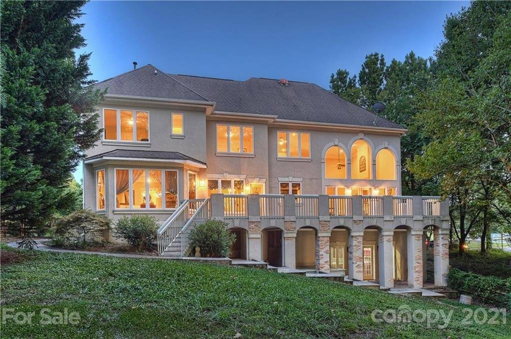 House for rent at 2427 Mount Ilse Harbor Dr, Charlotte, NC 28214