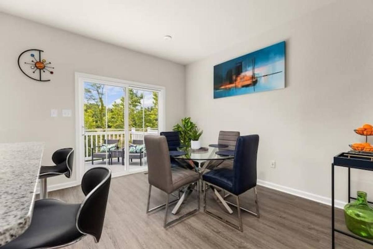 Condo for rent at 207 Falcon Ave, Portsmouth, VA 23701