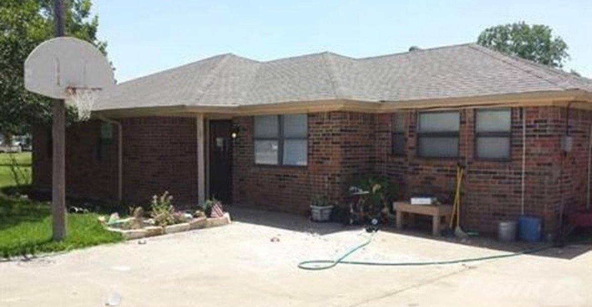 House for rent at 3905 Country Meadows Circle, Granbury, TX 76048
