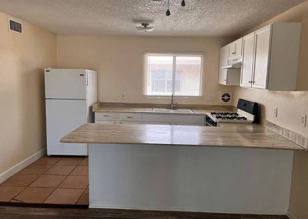 Apartment for rent at 2151 S Winstel Ave, Tucson, AZ 85713
