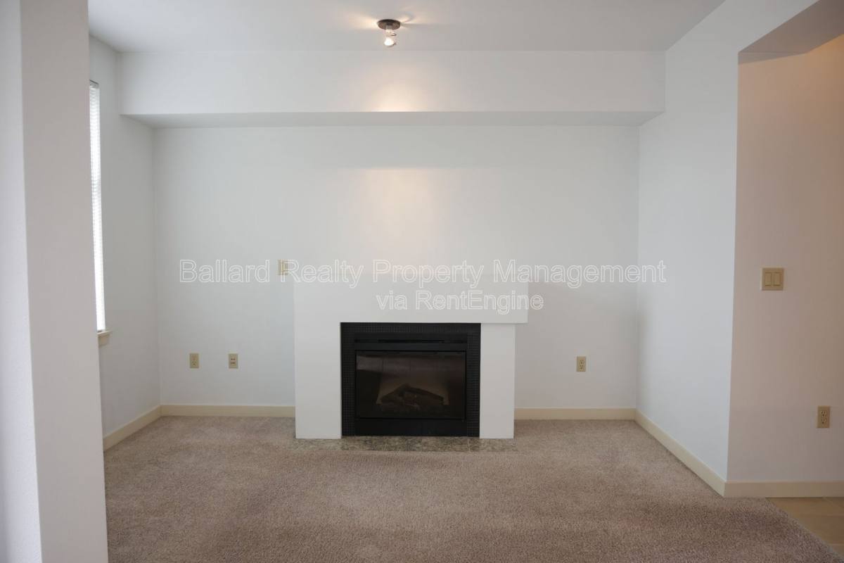 Condo for rent at 5450 Leary Ave NW #542, Seattle, WA 98107