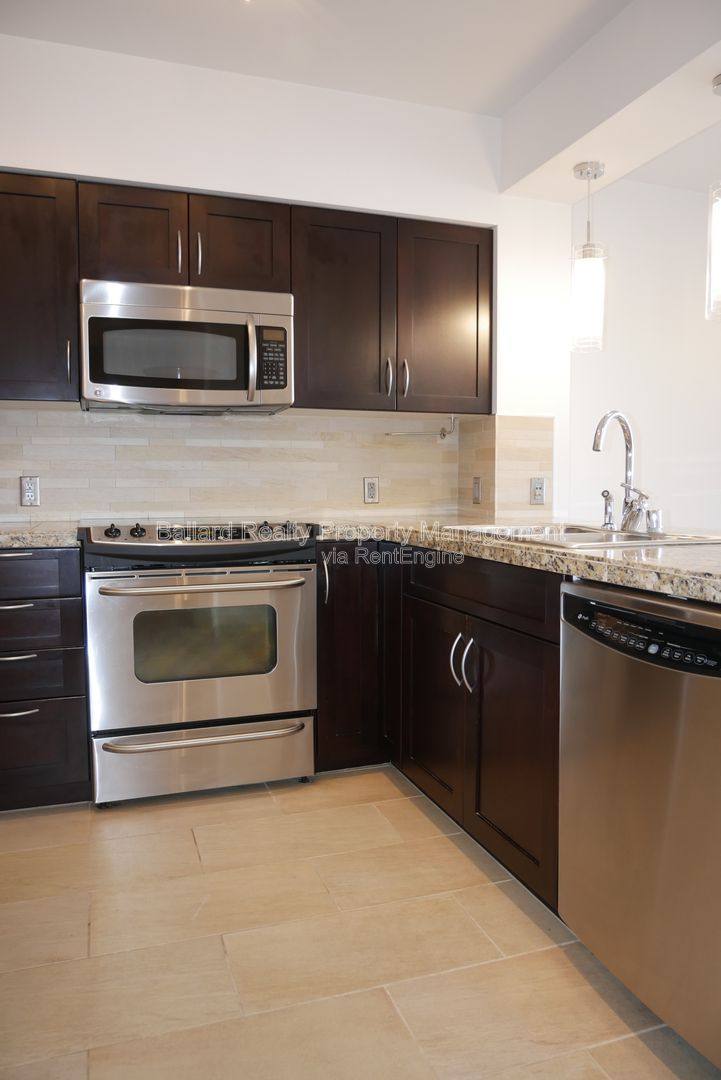 Condo for rent at 5450 Leary Ave NW #542, Seattle, WA 98107