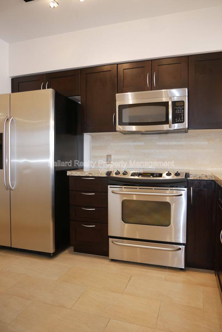 Condo for rent at 5450 Leary Ave NW #542, Seattle, WA 98107