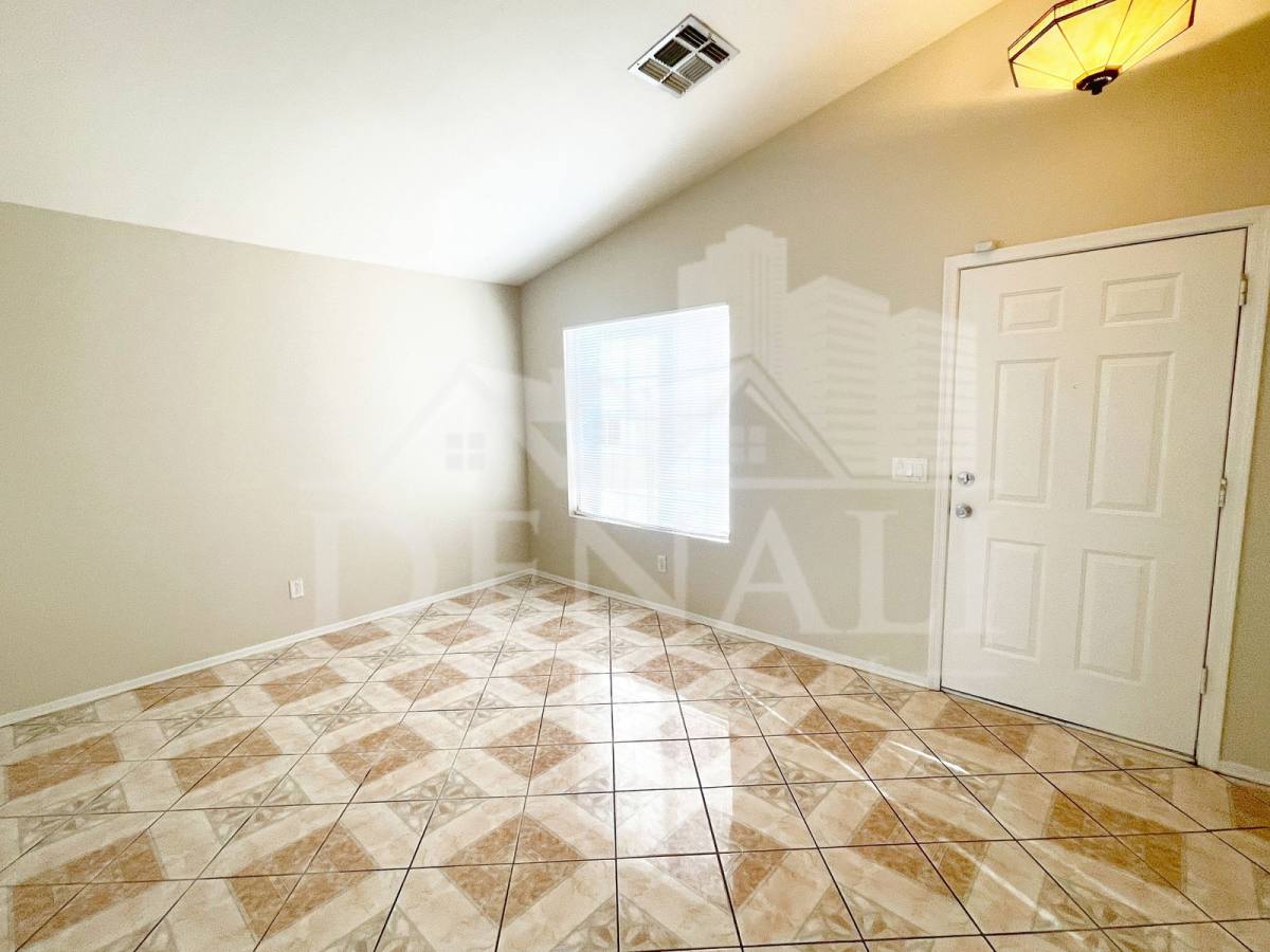 Apartment for rent at 8930 W Catalina Dr, Phoenix, AZ 85037