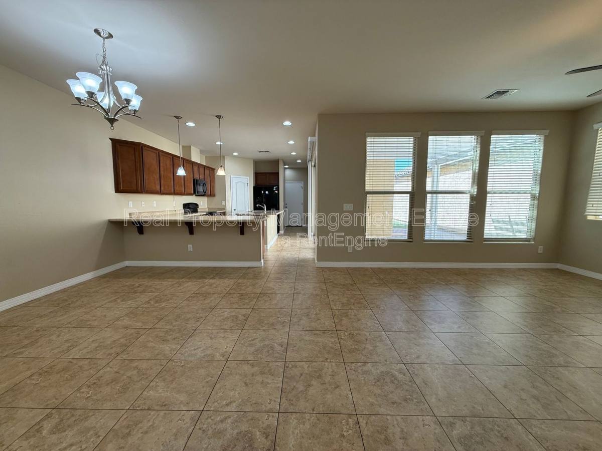 Apartment for rent at 9020 W Nicolet Ave, Glendale, AZ 85305