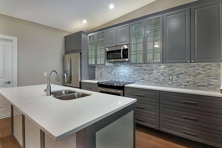Townhouse for rent at 959 SW 18th St W, Boca Raton, FL 33486