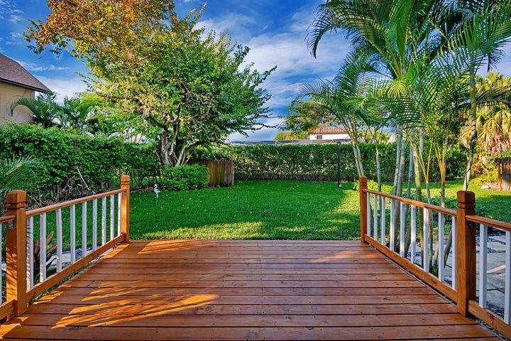 Townhouse for rent at 959 SW 18th St W, Boca Raton, FL 33486