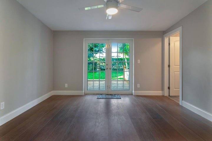 Townhouse for rent at 959 SW 18th St W, Boca Raton, FL 33486