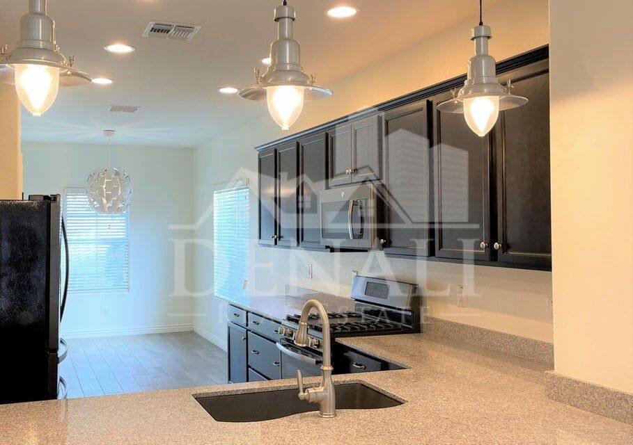 House for rent at 2723 E Mews Rd, Gilbert, AZ 85298