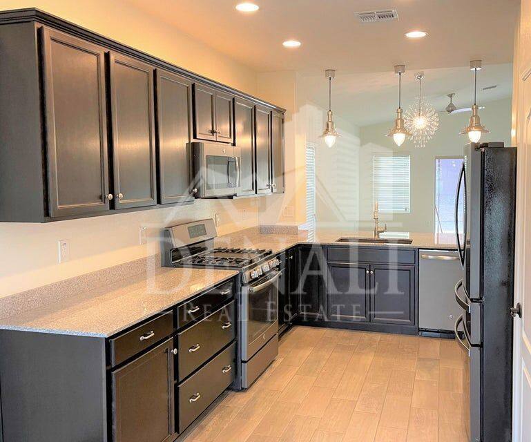 House for rent at 2723 E Mews Rd, Gilbert, AZ 85298