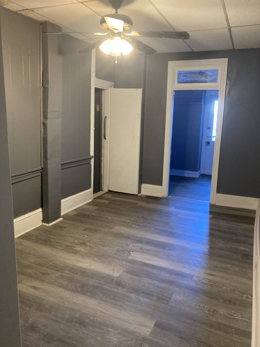 Apartment for rent at 266 Verbeke St #1, Harrisburg, PA 17102