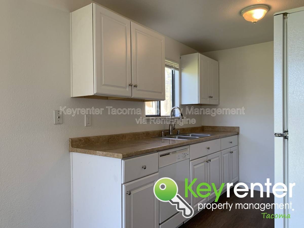 Apartment for rent at 19606 9th Ave Court E, Spanaway, WA 98387