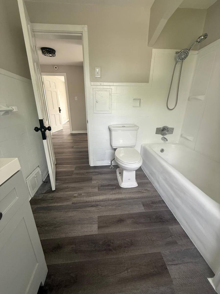 House for rent at 11209 Langton Ave, Cleveland, OH 44125
