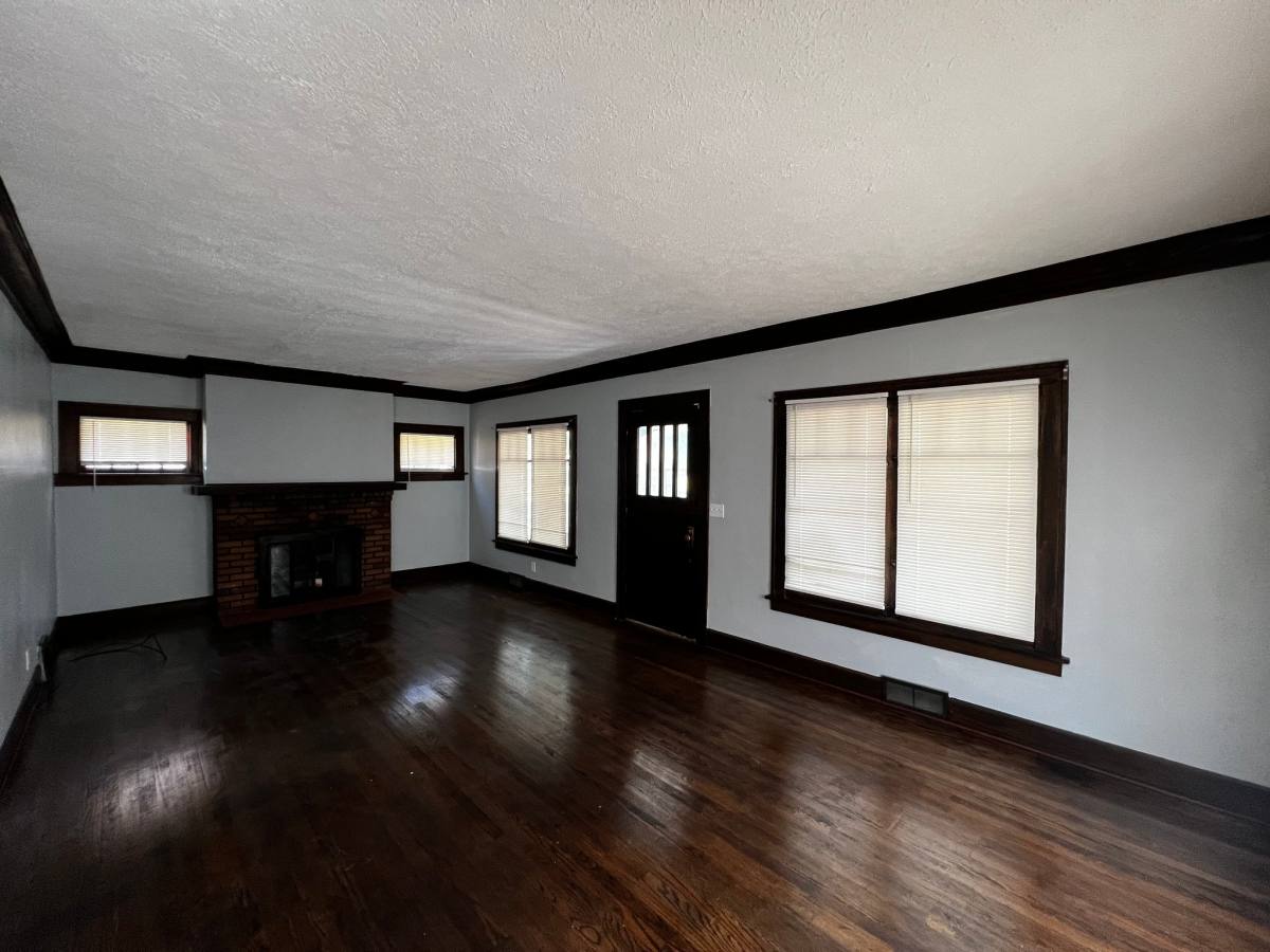 House for rent at 620 Paris Ave, Rockford, IL 61107