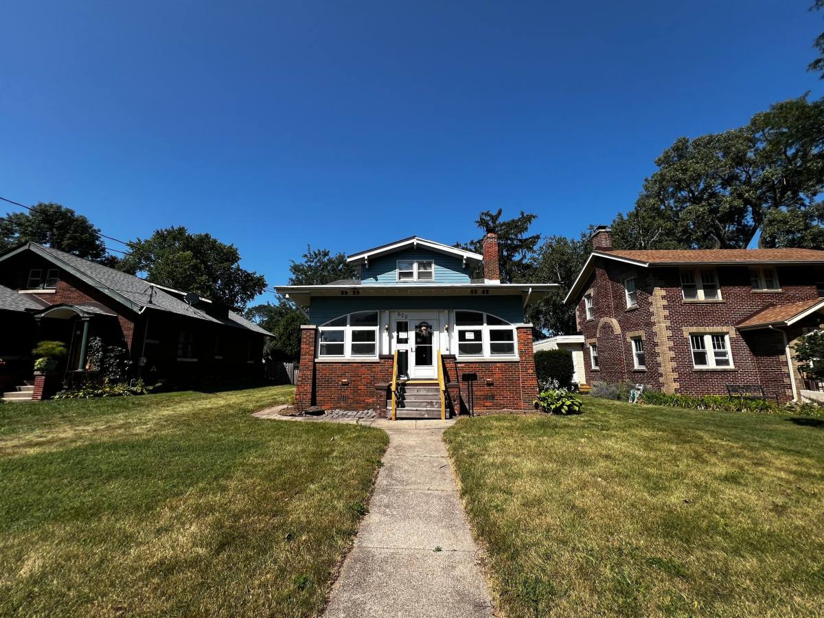 House for rent at 620 Paris Ave, Rockford, IL 61107
