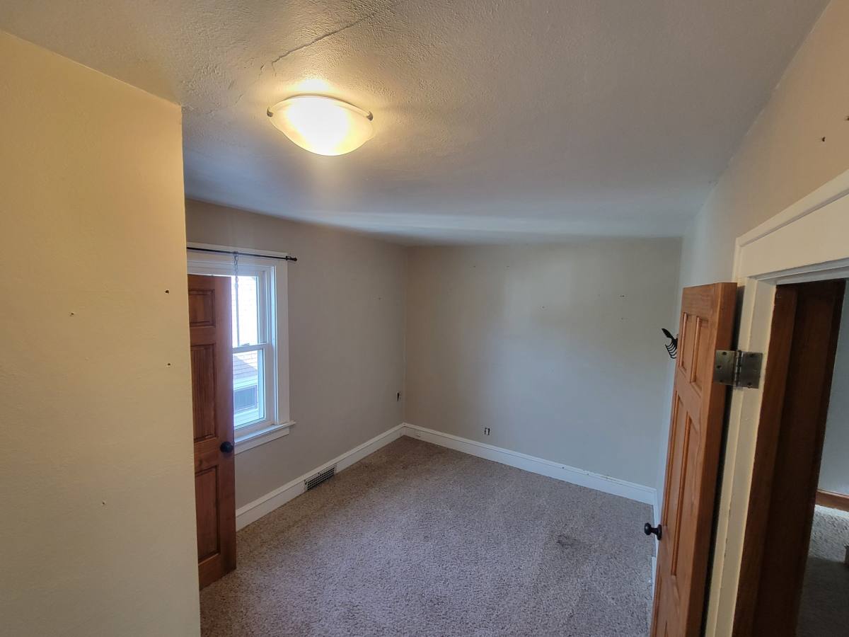 House for rent at 921 Bell Ave, Sheboygan, WI 53081