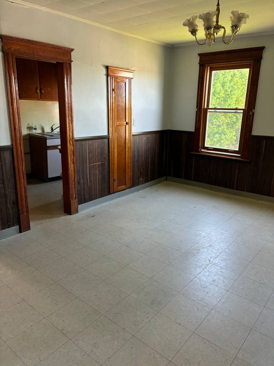 Apartment for rent at 468 Congress Ave #THIRD Floor, Waterbury, CT 06708