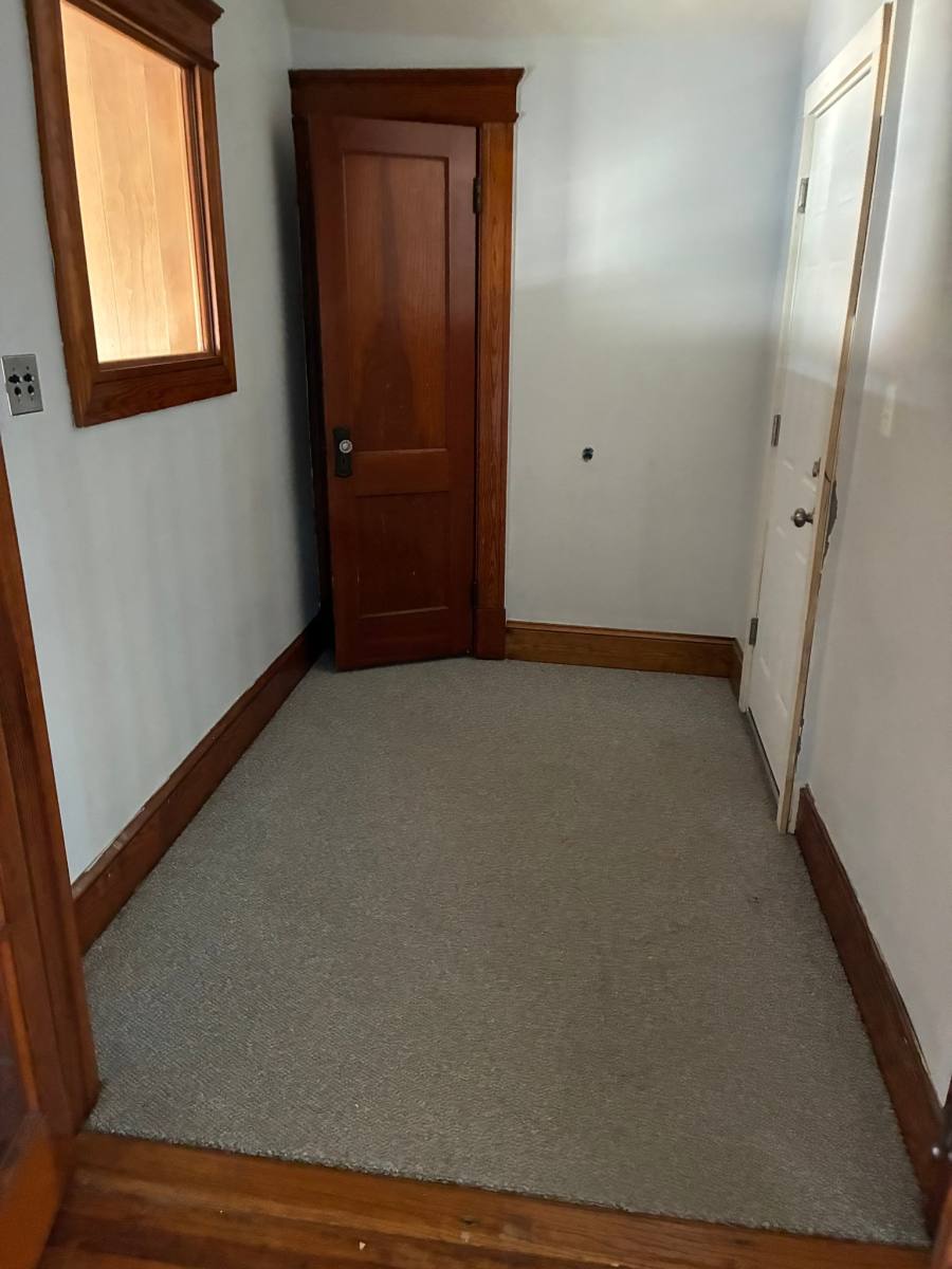 Apartment for rent at 468 Congress Ave #THIRD Floor, Waterbury, CT 06708