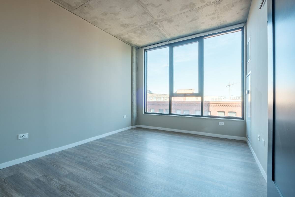 Apartment for rent at 39 N Sangamon St, Chicago, IL 60607