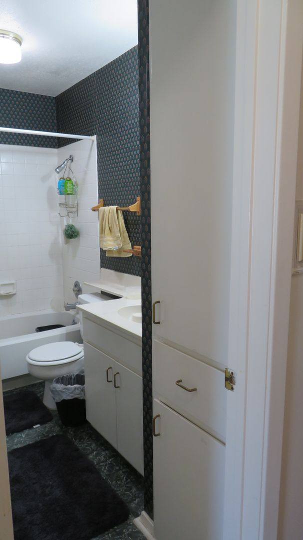 Apartment for rent at 106 E 30th, Austin, TX 78705