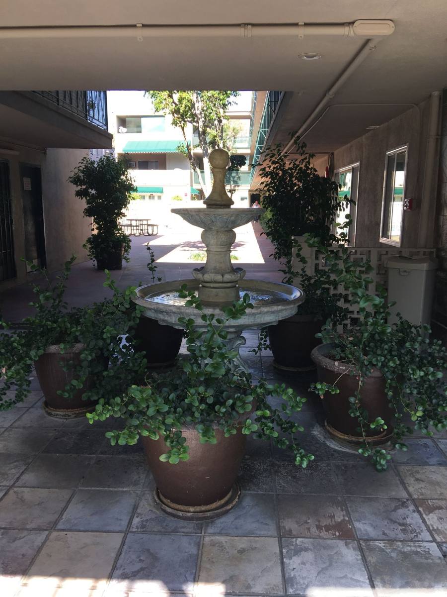 Apartment for rent at 13947 Oxnard St, Van Nuys, CA 91401