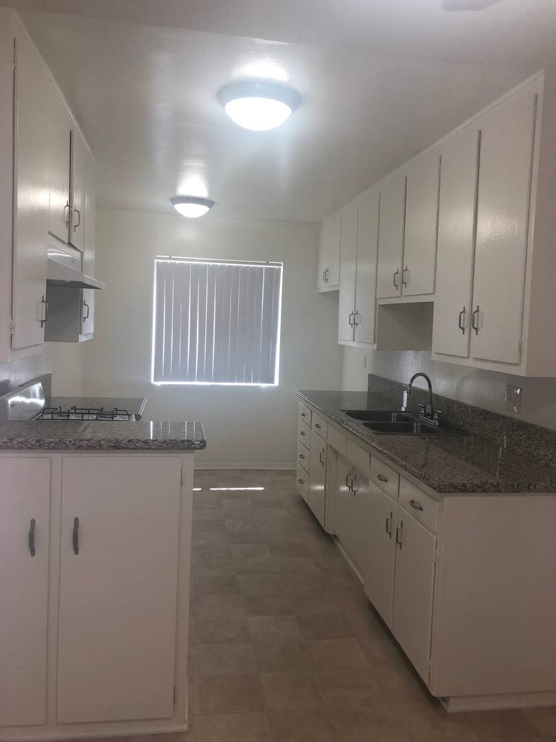 Apartment for rent at 13947 Oxnard St, Van Nuys, CA 91401