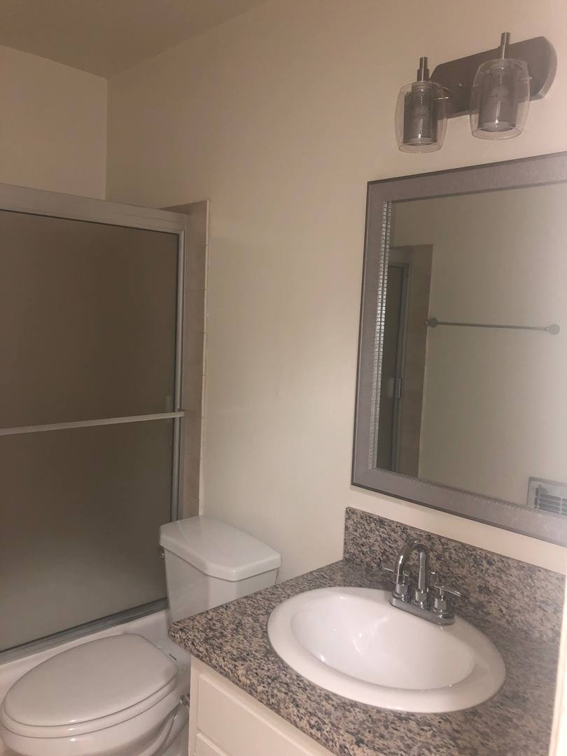 Apartment for rent at 13947 Oxnard St, Van Nuys, CA 91401
