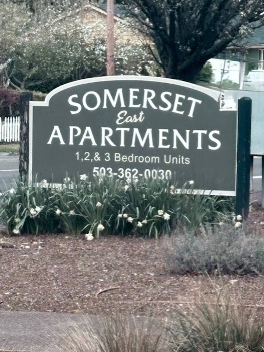 Apartment for rent at 2540 Broadway St NE, Salem, OR 97301