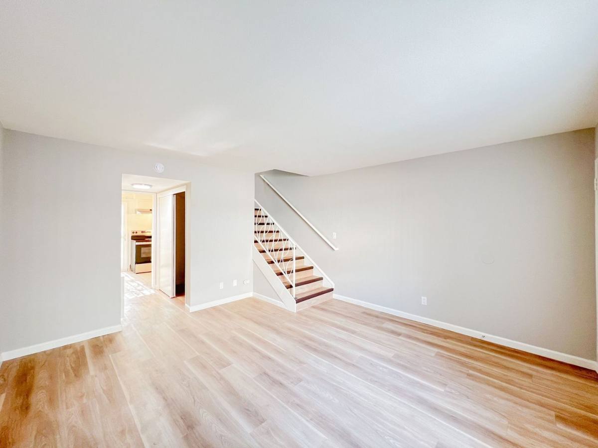 Apartment for rent at 6518 Corona Ave, Bell Gardens, CA 90201