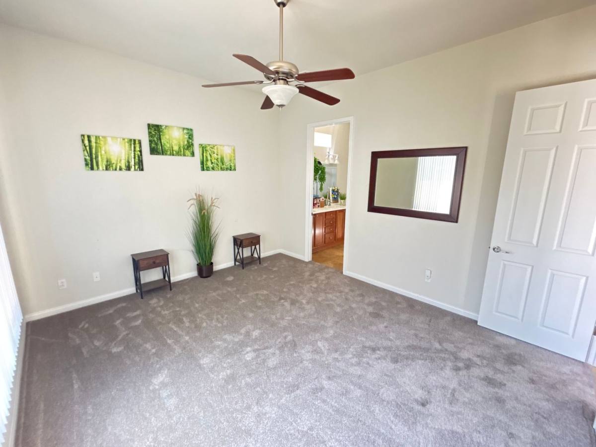 House for rent at 19477 Sunrise Rd, Apple Valley, CA 92308