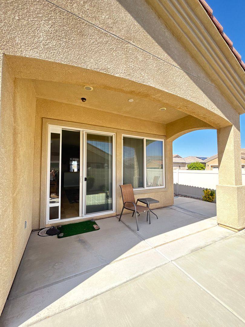 House for rent at 19477 Sunrise Rd, Apple Valley, CA 92308