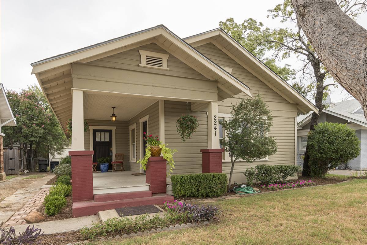 Apartment for rent at 2241 W Rosedale St S, Fort Worth, TX 76110