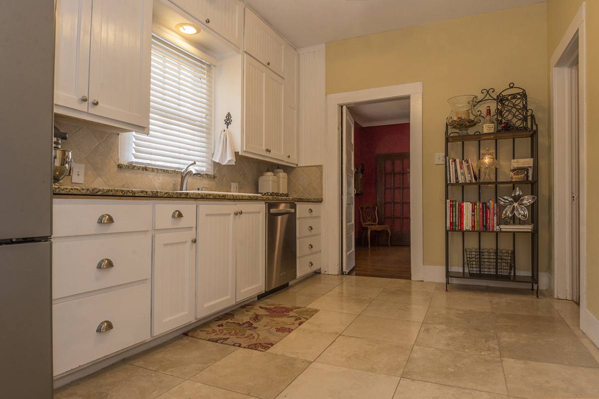 Apartment for rent at 2241 W Rosedale St S, Fort Worth, TX 76110