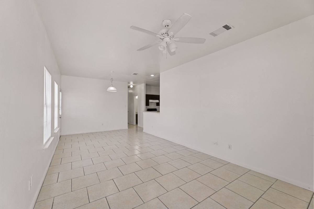 Apartment for rent at 2302 S Bagdad Rd, Leander, TX 78641