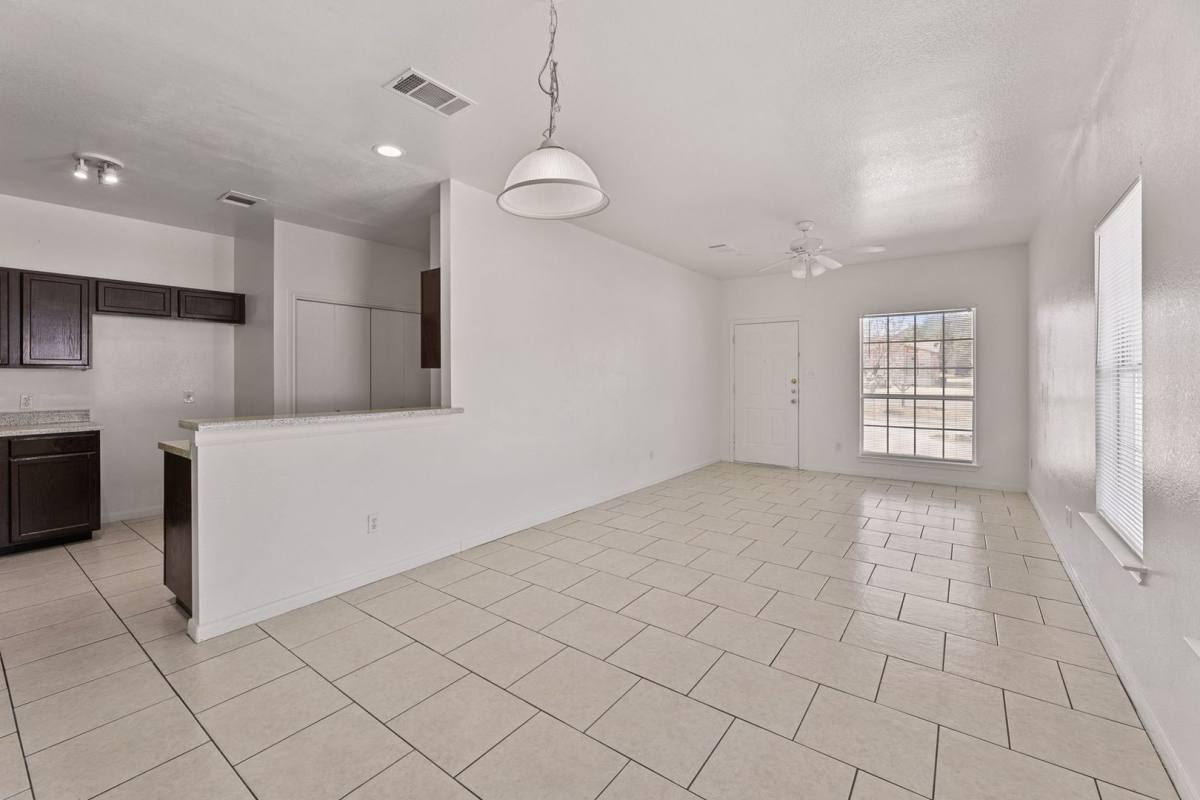 Apartment for rent at 2302 S Bagdad Rd, Leander, TX 78641