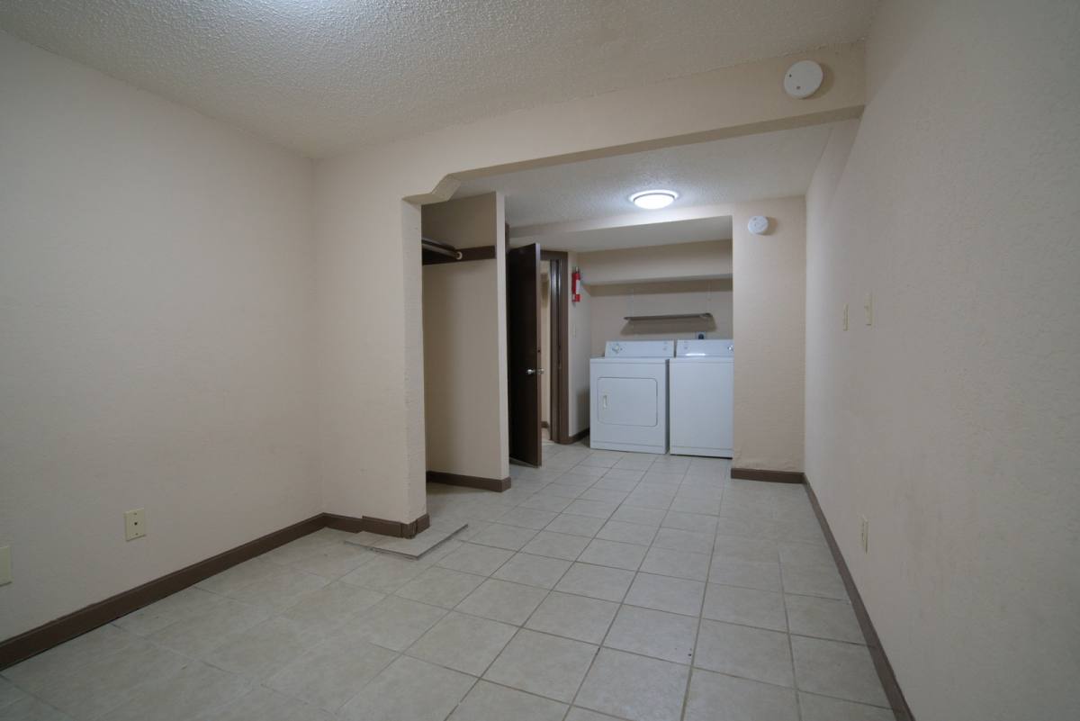 Apartment for rent at 1247 Ohio St #101, Lawrence, KS 66044