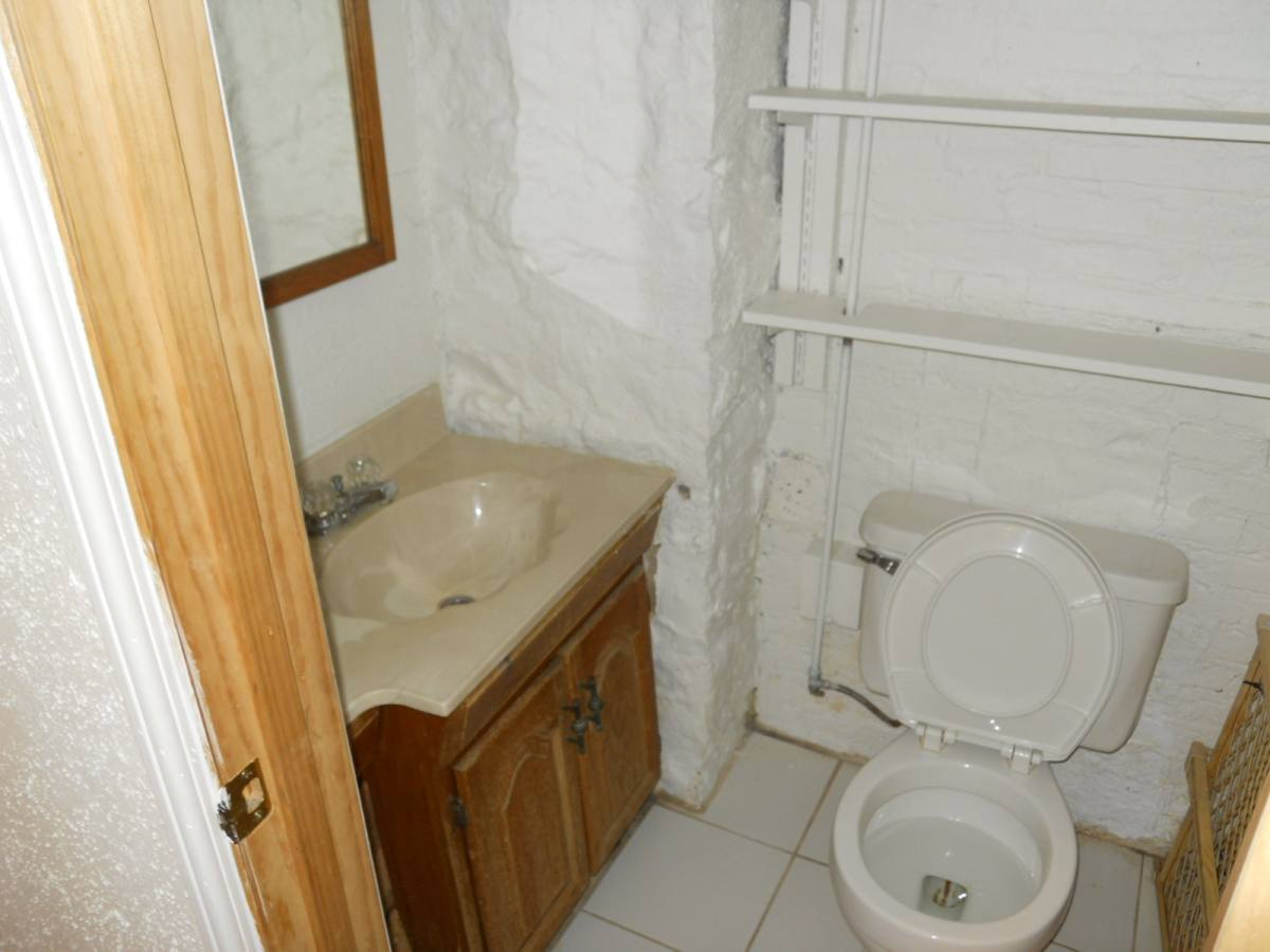 Apartment for rent at 1037 Tennessee St #4, Lawrence, KS 66044