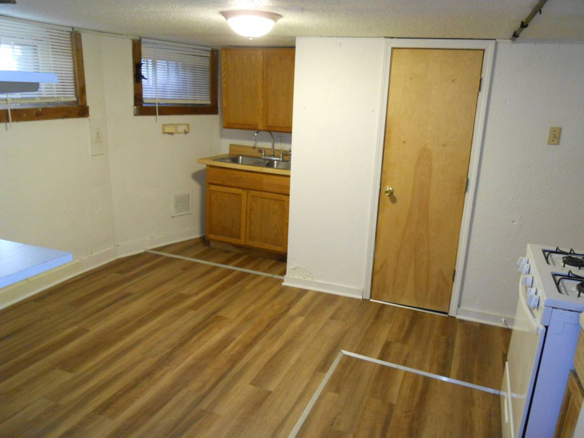 Apartment for rent at 1037 Tennessee St #4, Lawrence, KS 66044