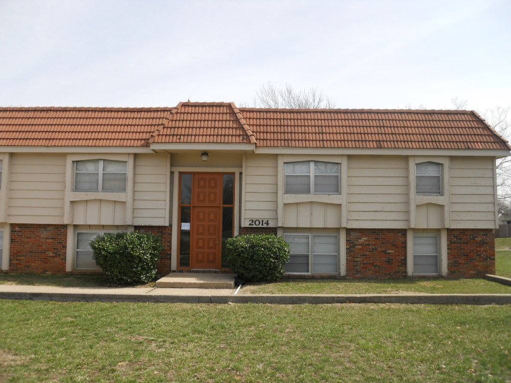 Apartment for rent at 2006 W 27th Terrace #3, Lawrence, KS 66046