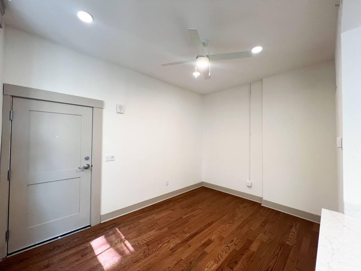Apartment for rent at 1701-1705 Race St, Cincinnati, OH 45202